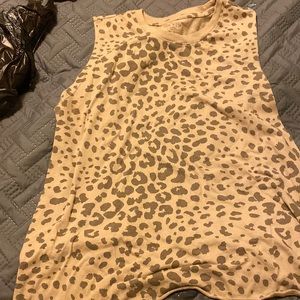Zoe and Liv Women’s leopard print tank top size 2 XL